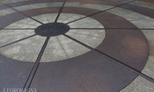 Abstract Floor